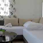 Kuca アパート Sarandë