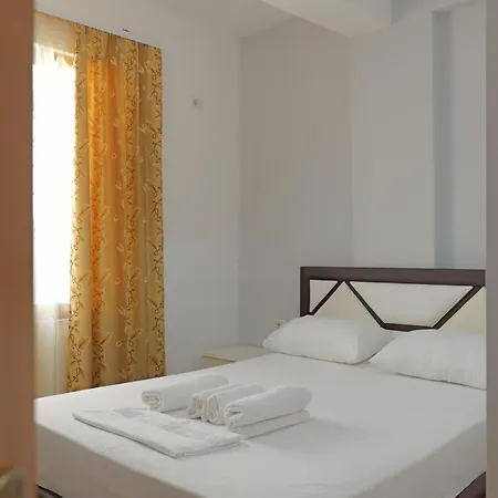 Kuca * Sarandë