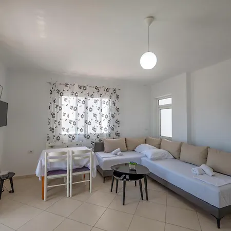 Kuca Sarandë