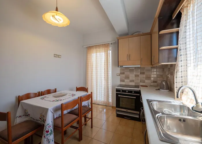 Kuca * Sarandë